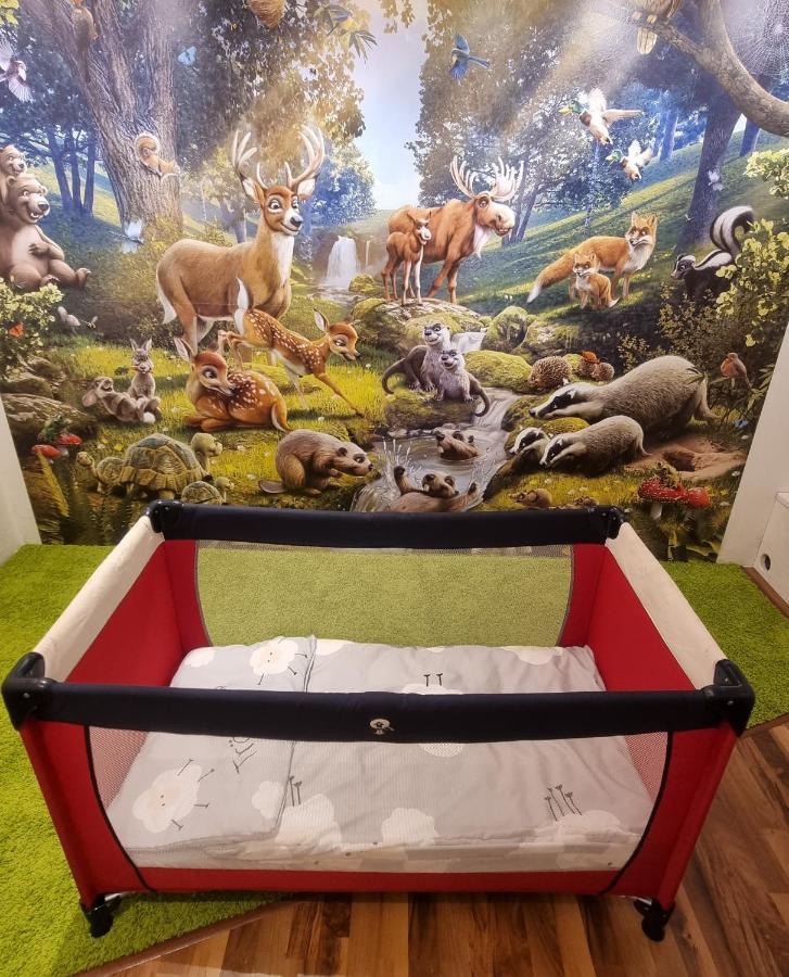 Ruheoase Am Waldrand - Auf 90Qm Sind Nicht Nur Die Eltern Und Bis Zu 5 Kinder Willkommen, Auch Hunde Und Katzen Sind Willkommen Laichingen Kültér fotó